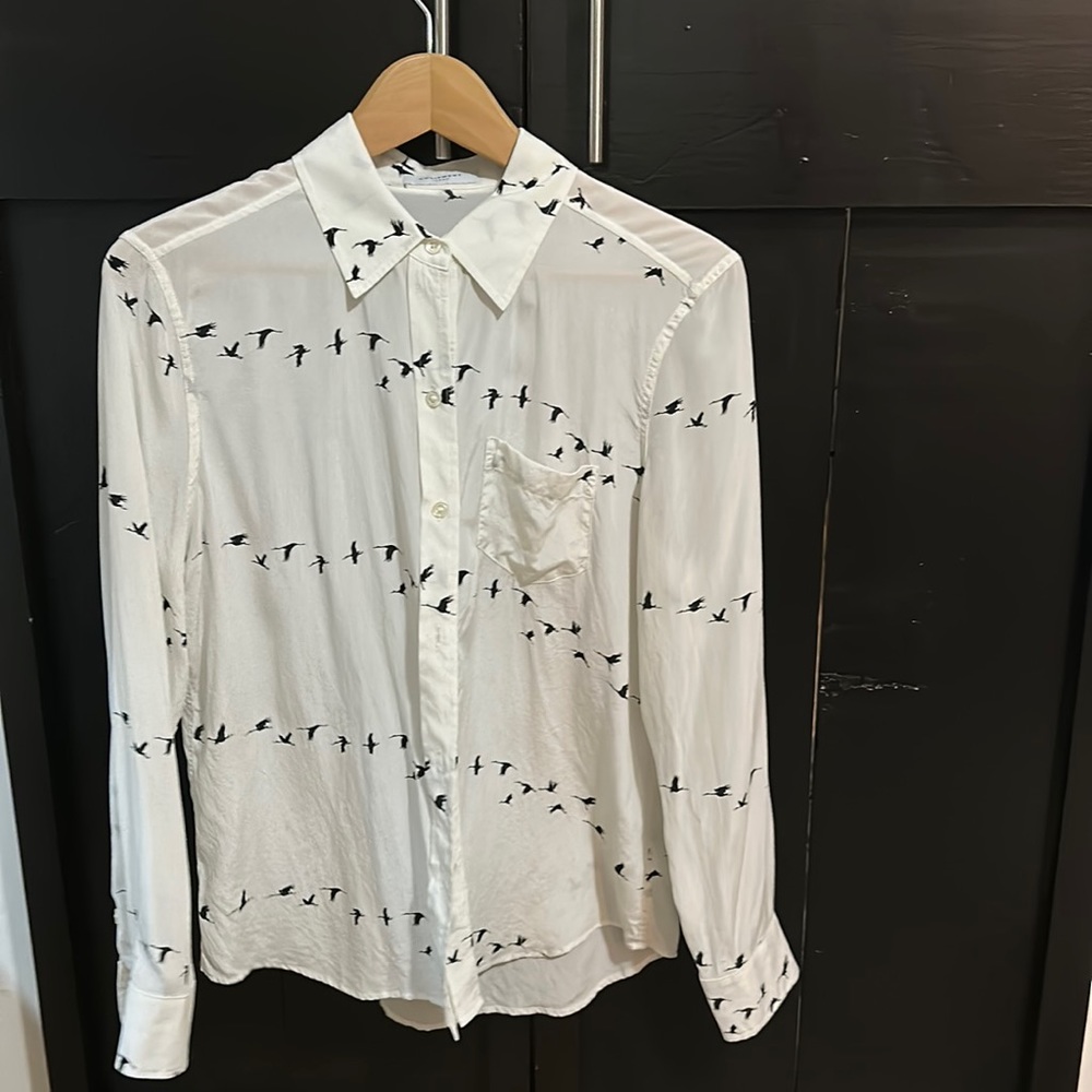 EQUIPMENT femme 100% silk blouse perfect condition